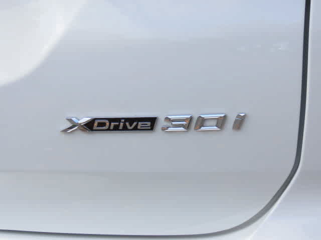 Used 2024 BMW X3 xDrive30i w/ Premium Package w/ZPA AWD/4WD image 8