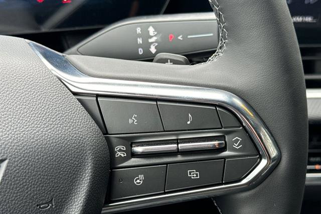 New 2026 Chevrolet Equinox LT w/ Midnight Edition image 25