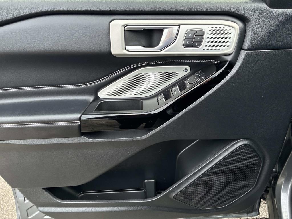 Used 2022 Ford Explorer ST w/ Equipment Group 401A image 21