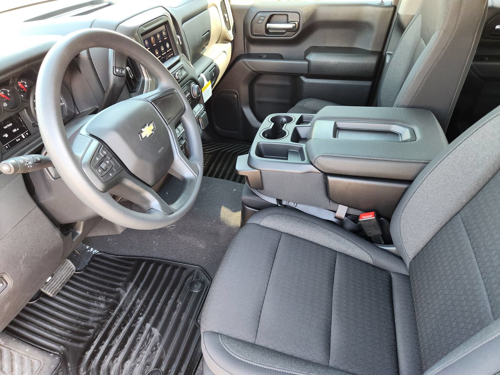 New 2026 Chevrolet Silverado 1500 Custom w/ LPO, Dark Essentials Package RWD image 13