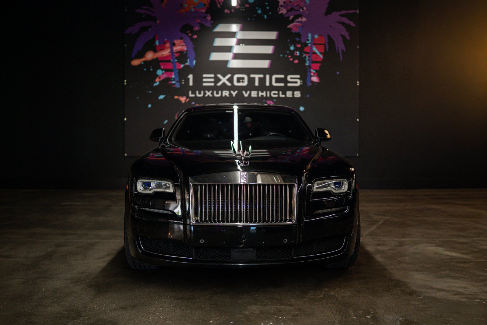 Used 2015 Rolls-Royce Ghost RWD image 3