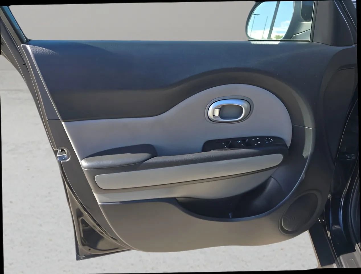 Used 2015 Kia Soul image 9