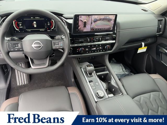 New 2026 Nissan Pathfinder Platinum image 11