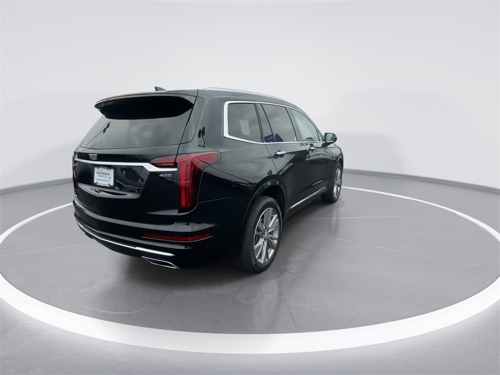Used 2023 Cadillac XT6 Premium Luxury image 8