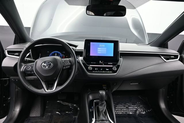 Used 2024 Toyota Corolla XSE FWD image 16