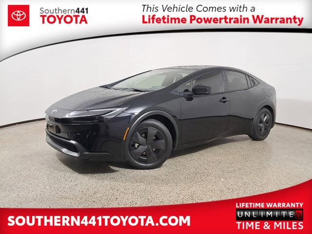 Used 2026 Toyota Prius LE image 1