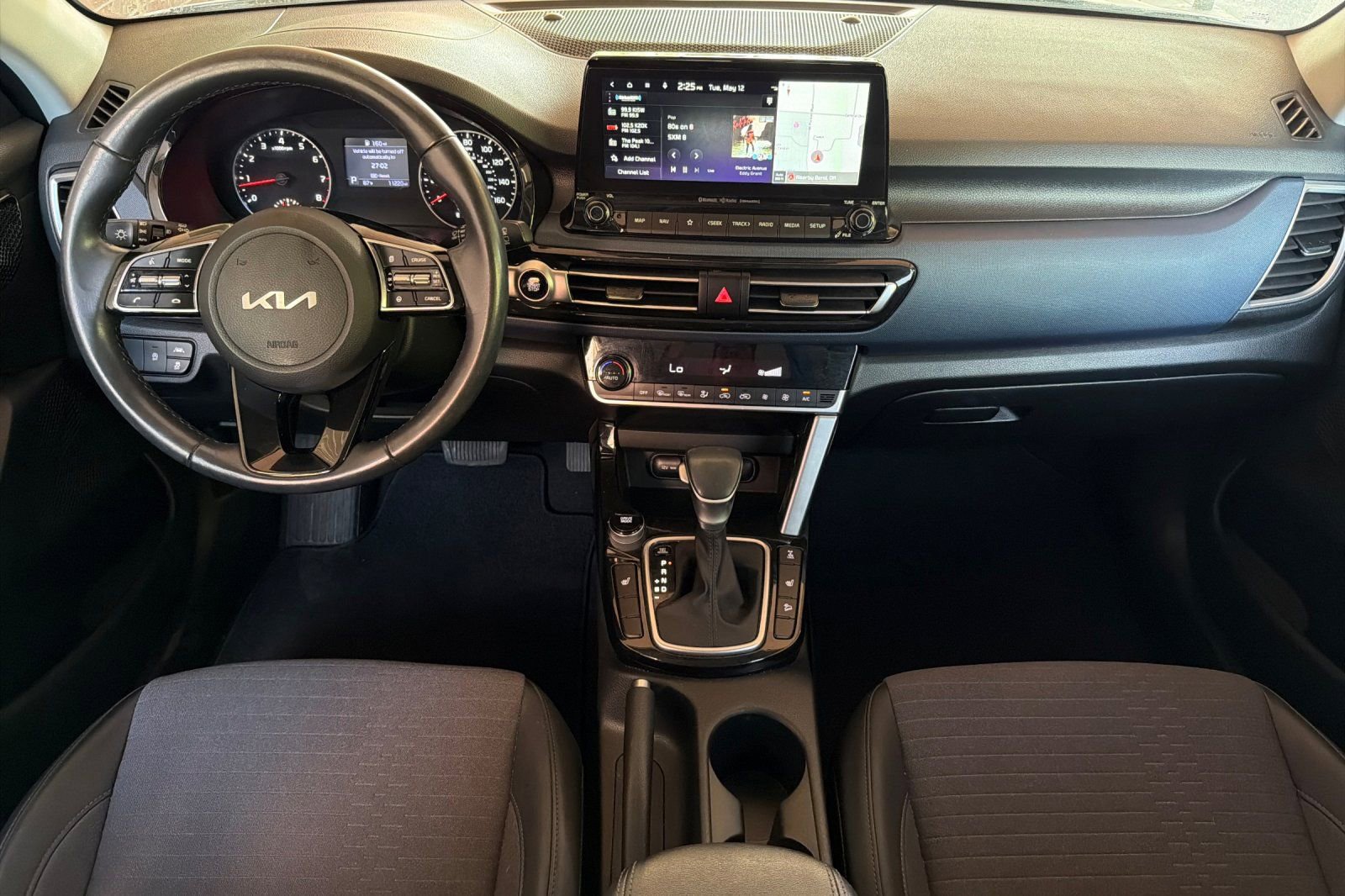 Used 2023 Kia Seltos S w/ Navigation Package AWD/4WD image 18