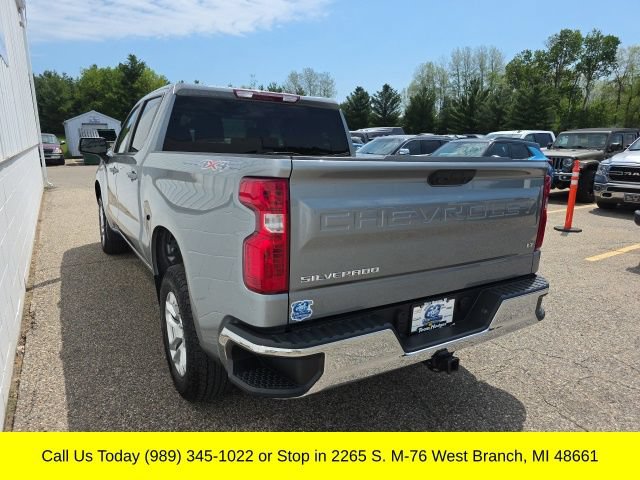 Used 2023 Chevrolet Silverado 1500 LT AWD/4WD image 9