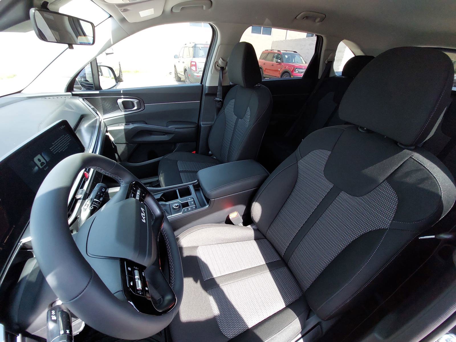 New 2026 Kia Sorento LX FWD image 15