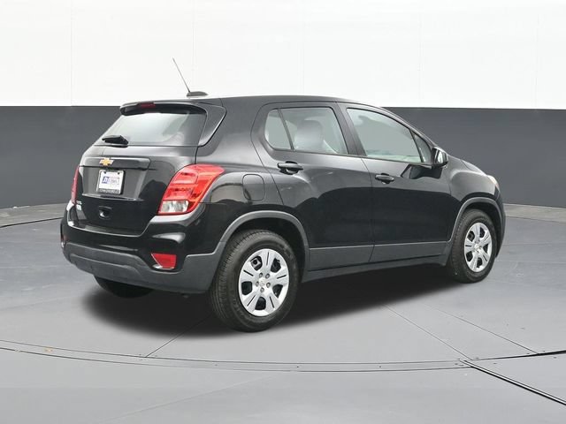 Used 2017 Chevrolet Trax LS FWD image 13