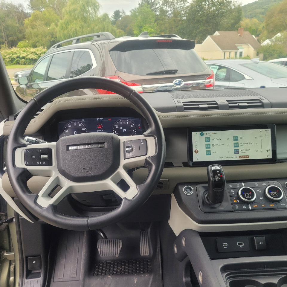 Used 2020 Land Rover Defender 110 S image 16