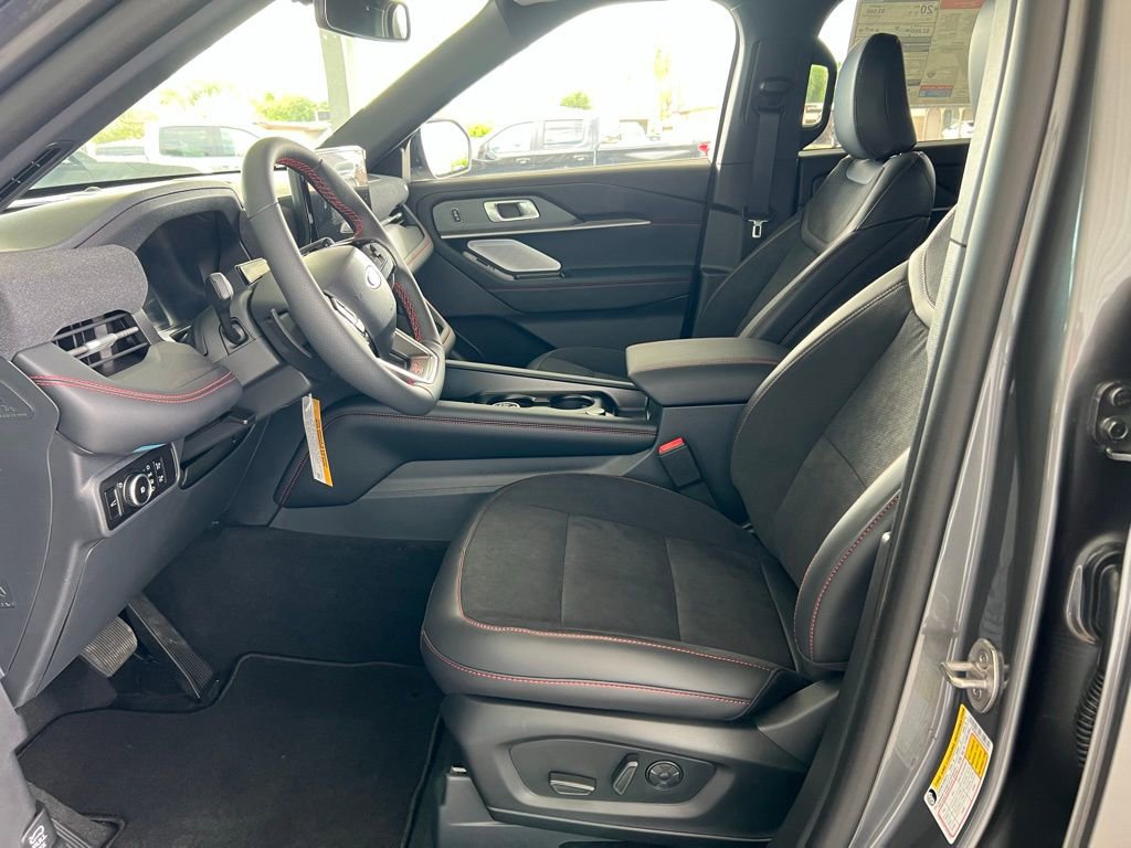 New 2025 Ford Explorer ST w/ Sun And Sound Package image 9