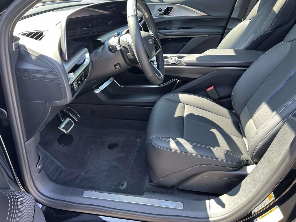 New 2027 Cadillac Lyriq Sport RWD image 20