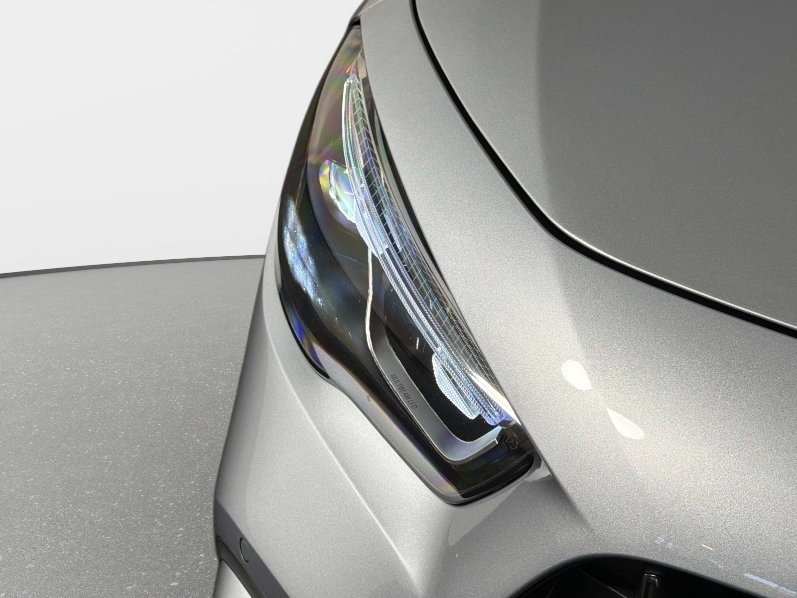 Used 2025 Mercedes-Benz GLA 35 AMG 4MATIC image 9