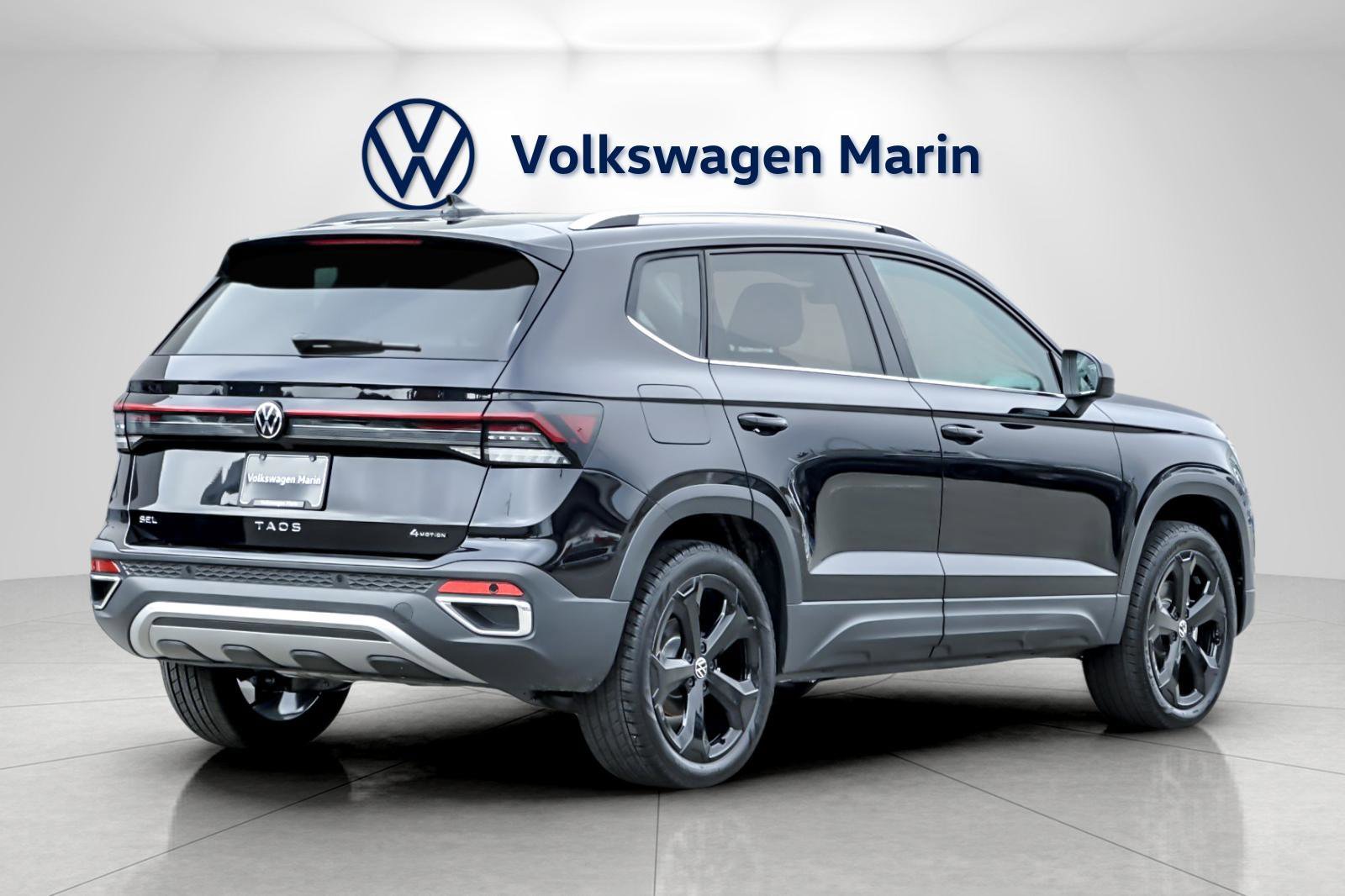 New 2026 Volkswagen Taos SEL image 5