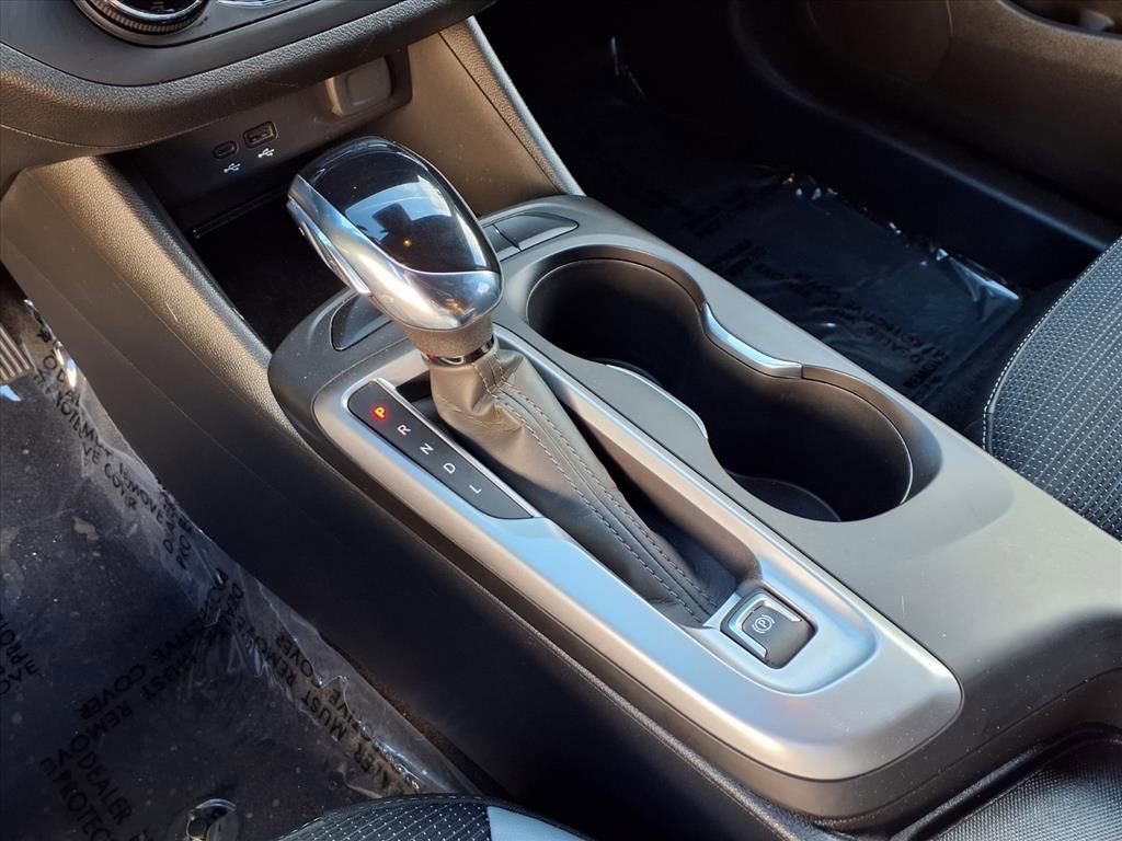 Used 2024 Buick Envista Preferred image 22