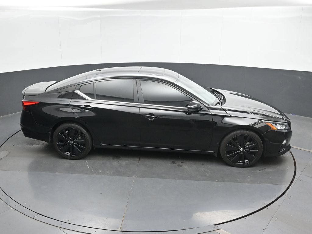 Used 2022 Nissan Altima 2.5 SR w/ Midnight Edition Package AWD/4WD image 32