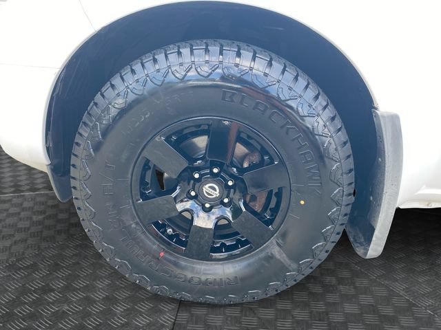 Used 2012 Nissan Frontier PRO-4X w/ Pro-4x Luxury Pkg AWD/4WD image 32