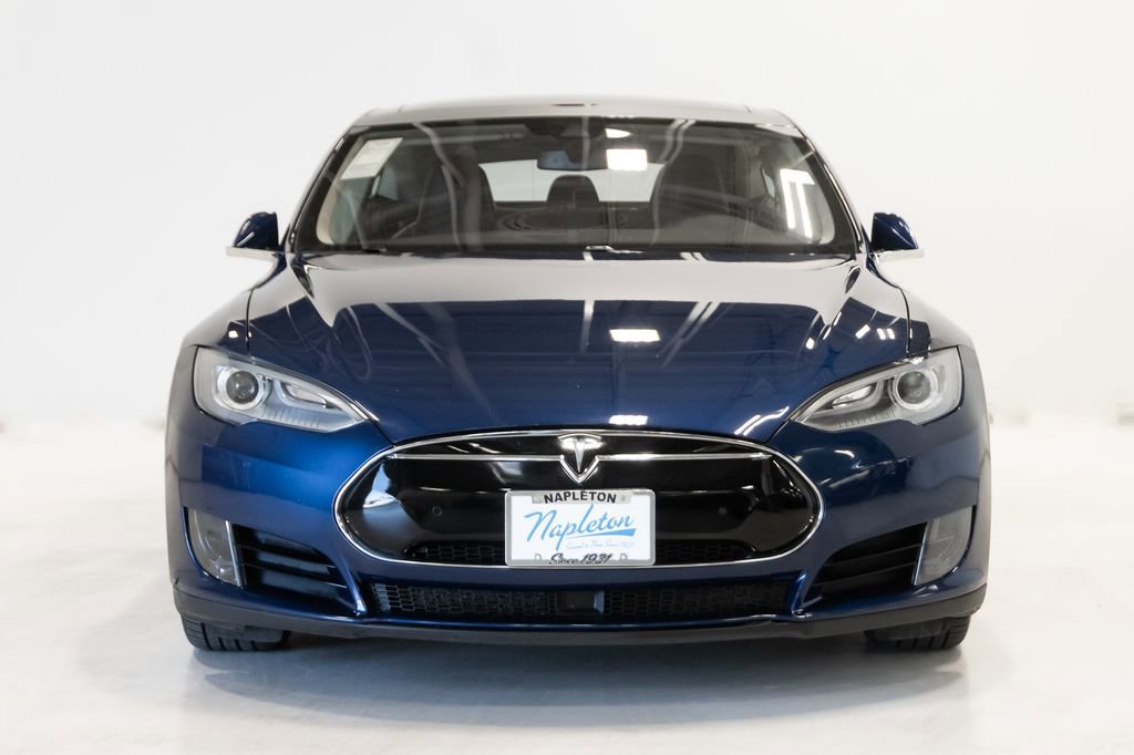 Used 2015 Tesla Model S 85D image 4
