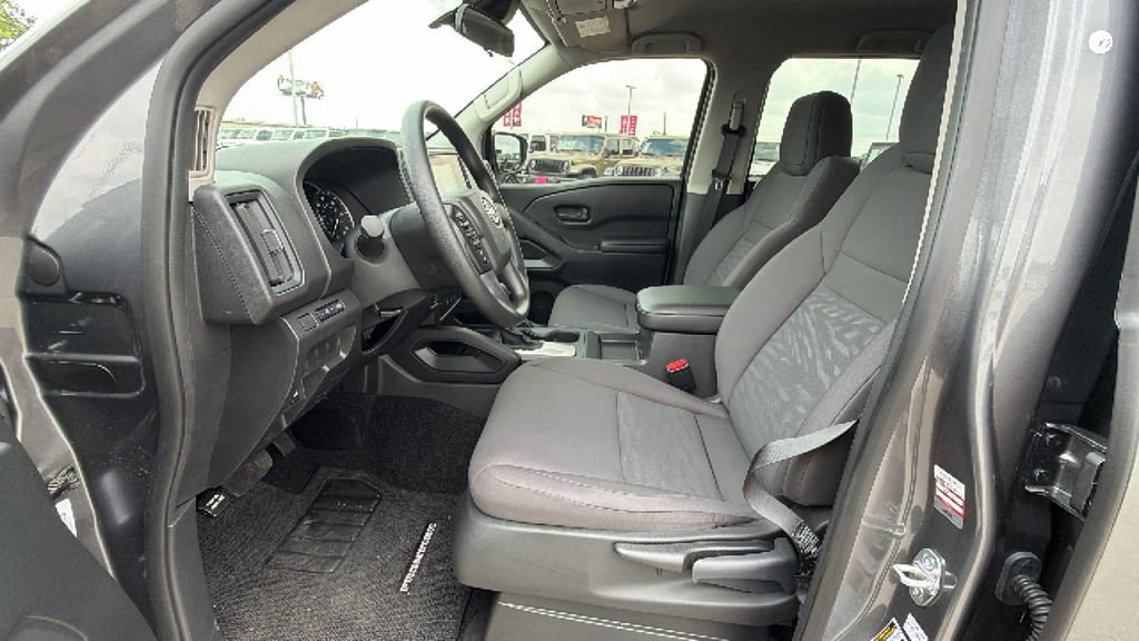 Used 2026 Nissan Frontier S AWD/4WD image 12
