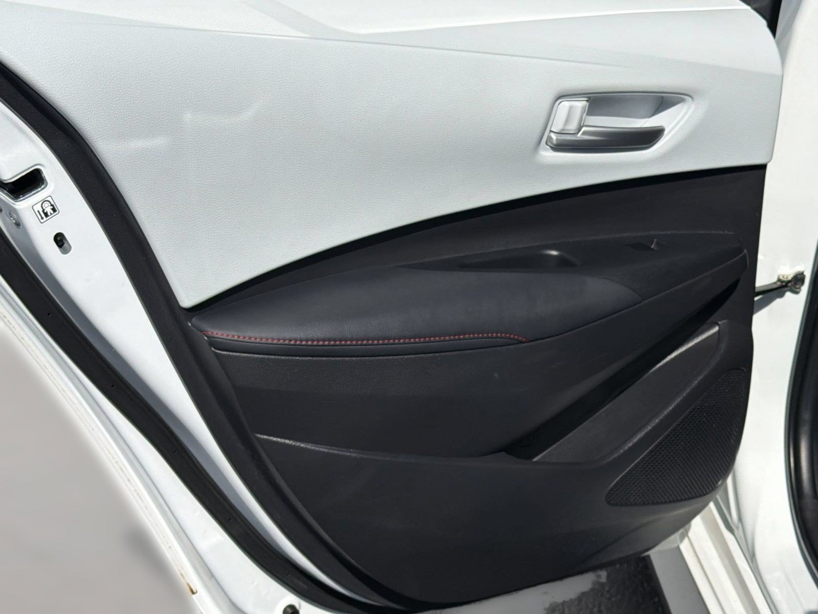 Certified 2023 Toyota Corolla SE FWD image 31
