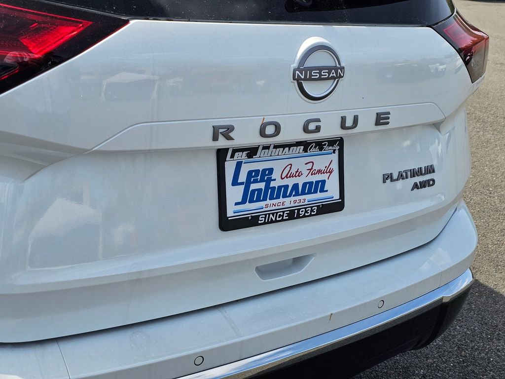 New 2026 Nissan Rogue Platinum w/ Platinum Premium Package AWD/4WD image 24
