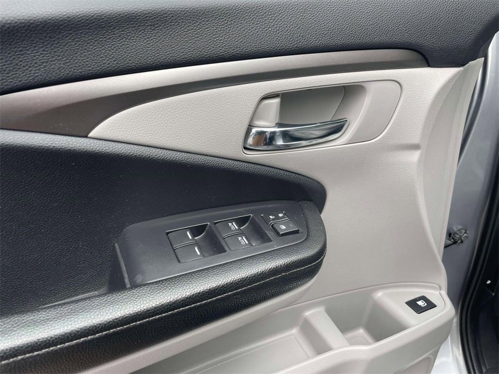 Certified 2019 Honda Ridgeline RTL image 15