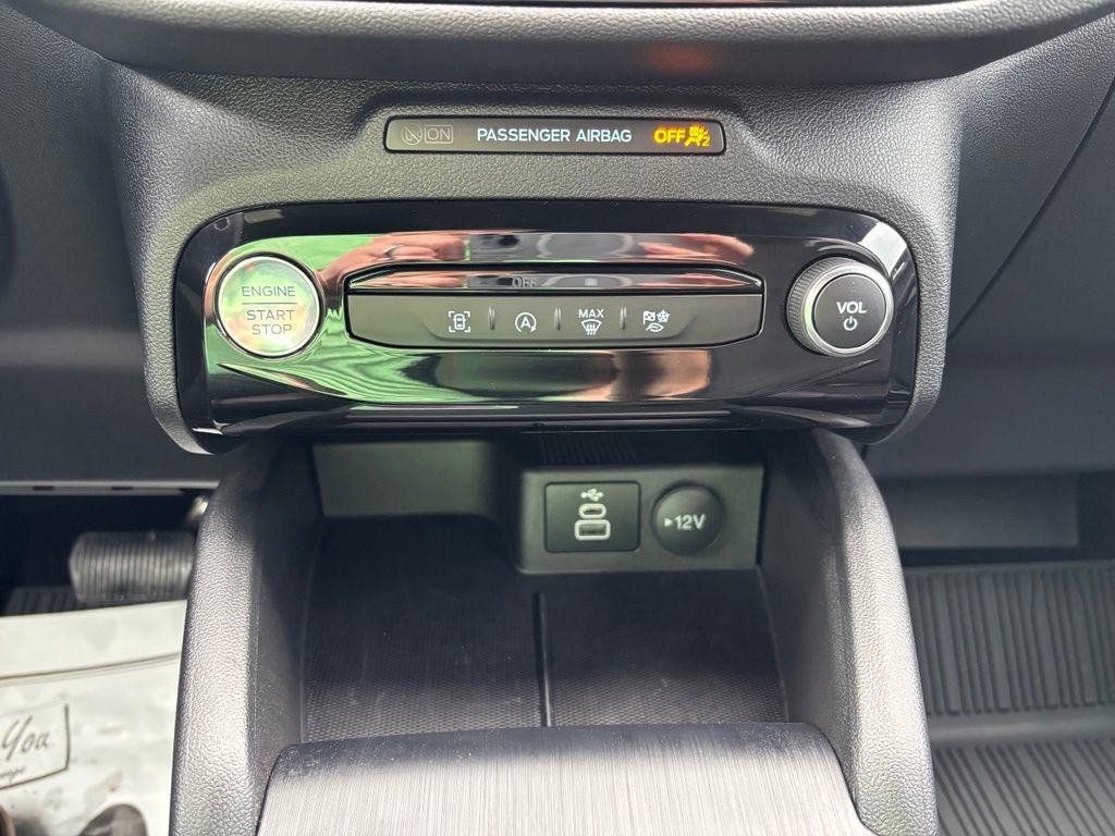 Used 2025 Ford Escape ST-Line w/ Tech Pack #1 AWD/4WD image 25