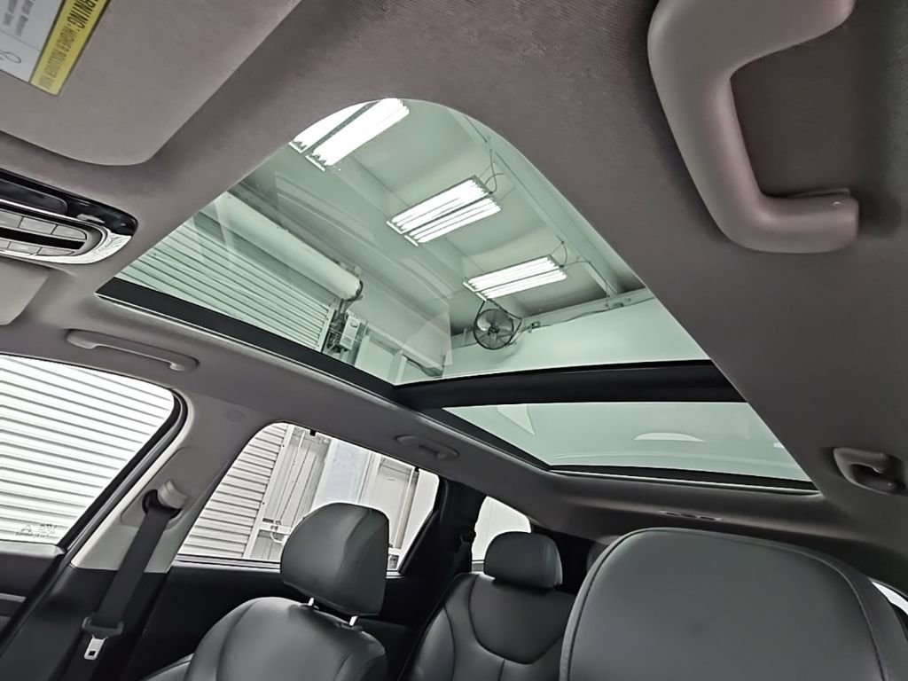 Used 2022 Hyundai Santa Fe Limited image 28