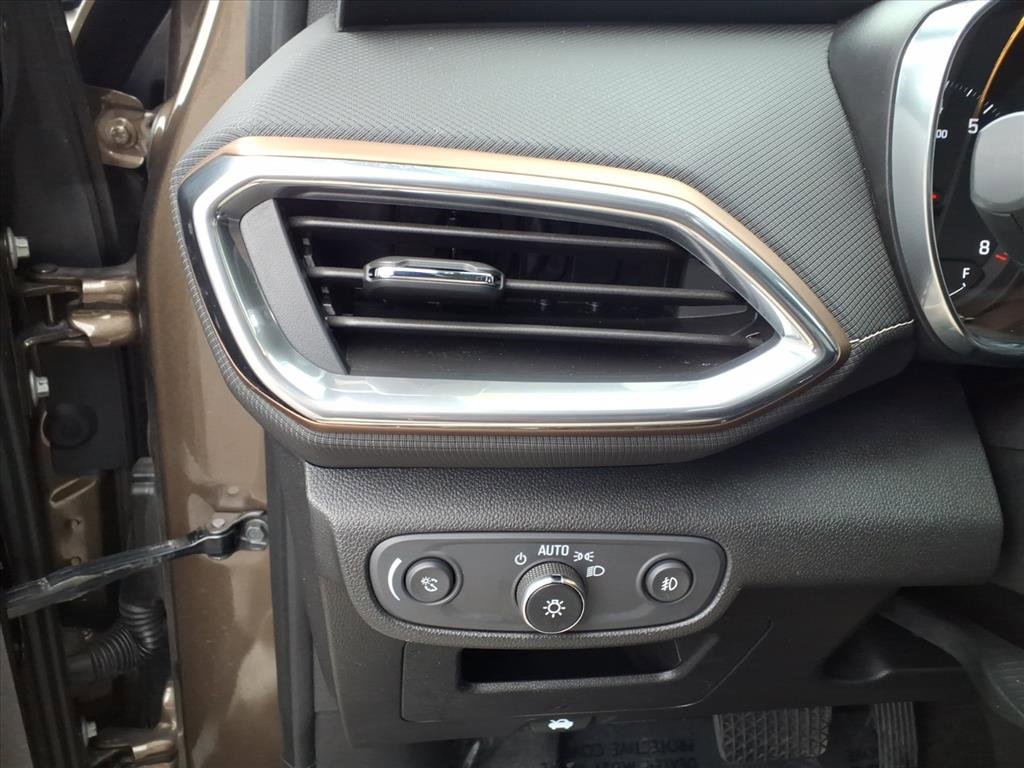 Used 2021 Chevrolet TrailBlazer ACTIV w/ Sun and Liftgate Package image 28