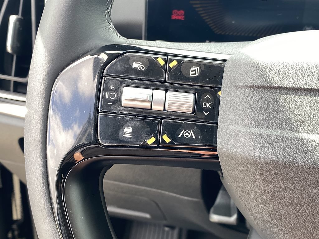 New 2026 Kia Sorento LX FWD image 13