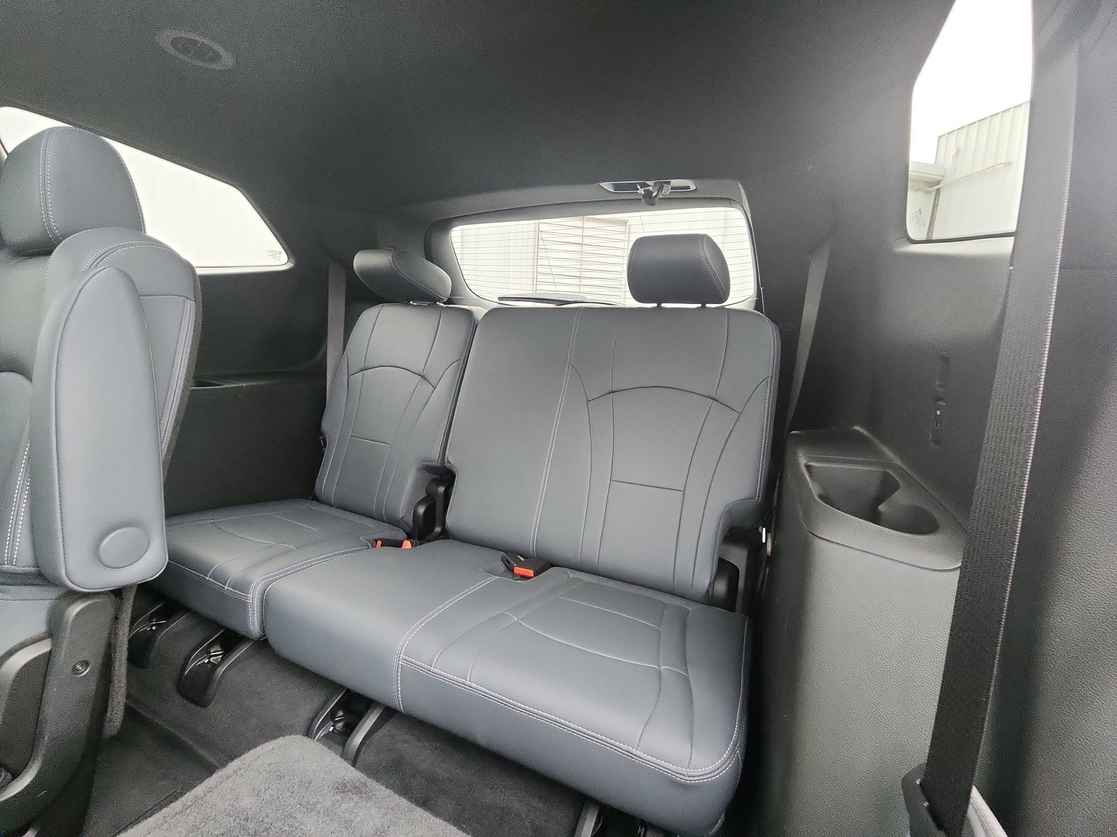 Used 2022 Buick Enclave Premium w/ Experience Buick Package AWD/4WD image 24