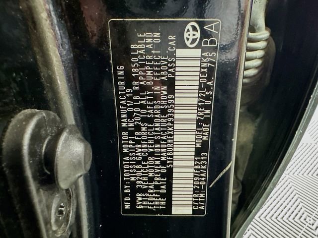 Used 2019 Toyota Corolla LE image 28