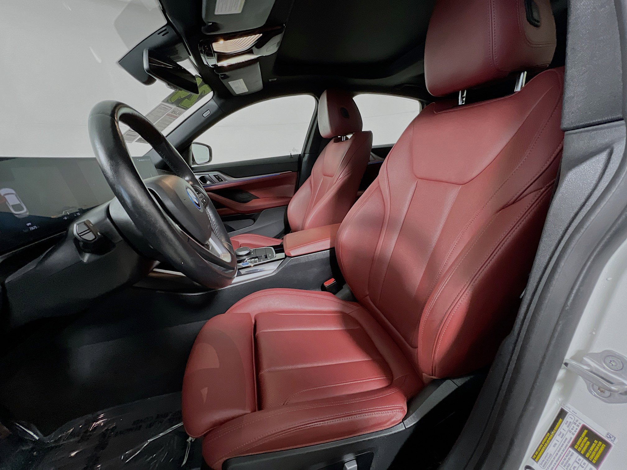 Used 2024 BMW i4 eDrive40 image 15