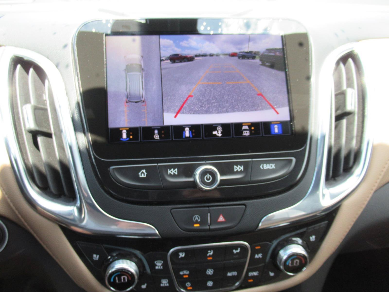 Used 2023 Chevrolet Equinox Premier FWD image 28