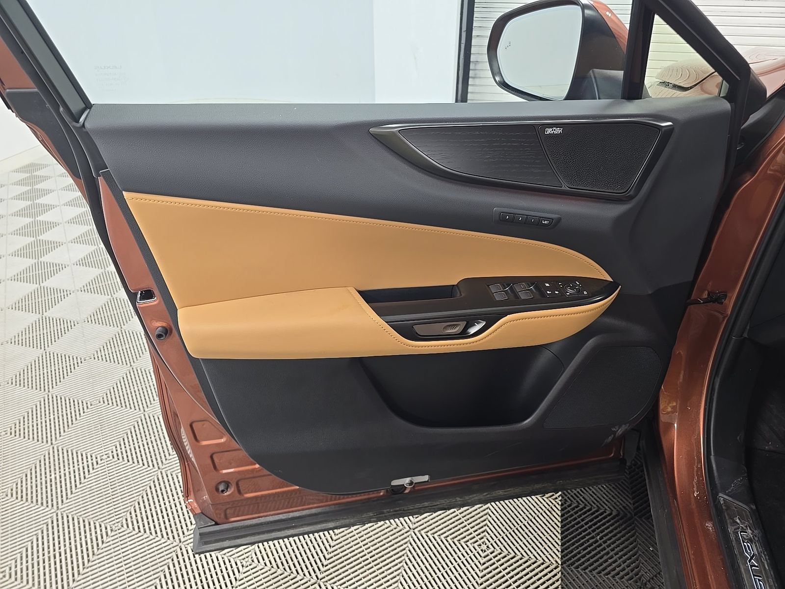 Used 2025 Lexus NX 450h+ AWD w/ Accessory Package (P5) image 9