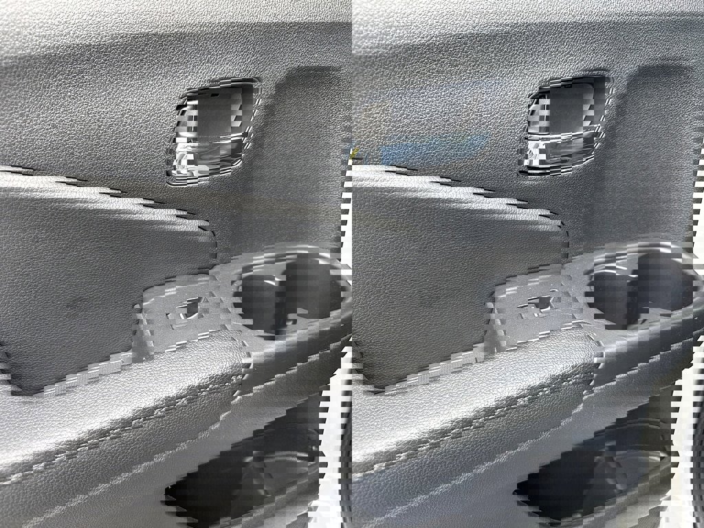 Used 2020 Honda Passport Touring image 11