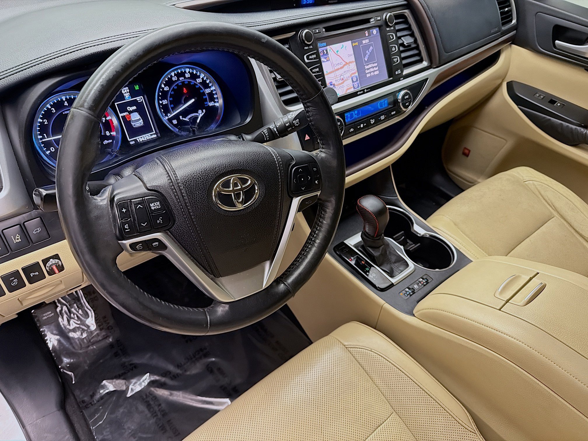 Used 2015 Toyota Highlander Limited Platinum image 7