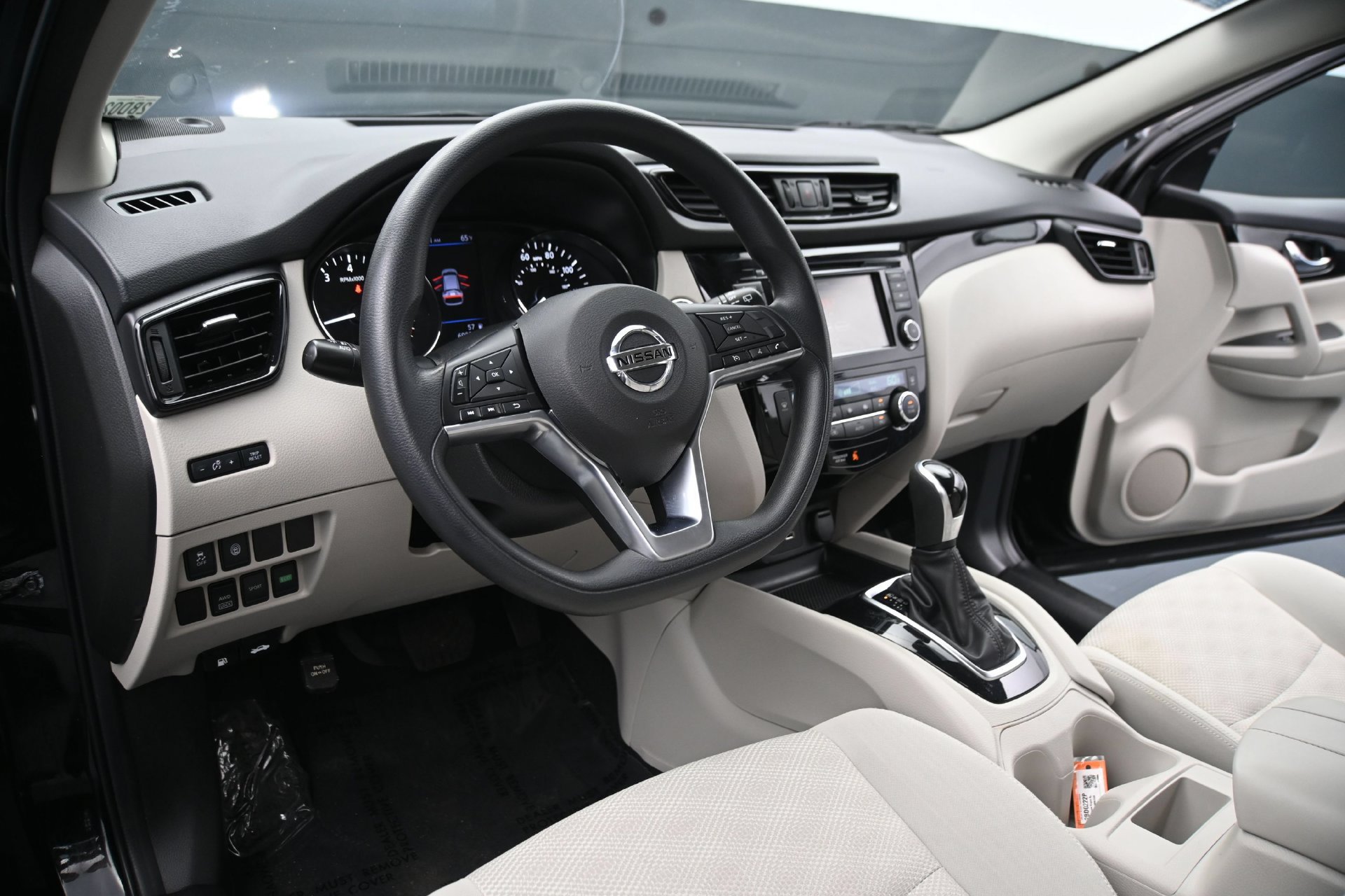 Used 2020 Nissan Rogue Sport SV AWD/4WD image 21
