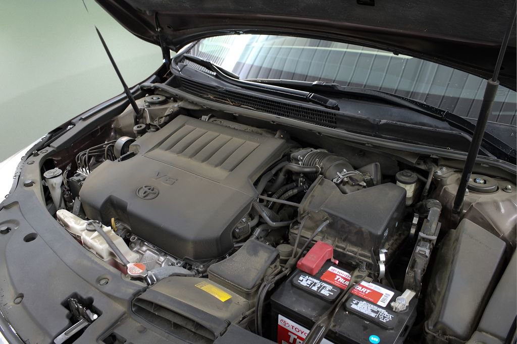 Used 2016 Toyota Avalon XLE Plus FWD image 33