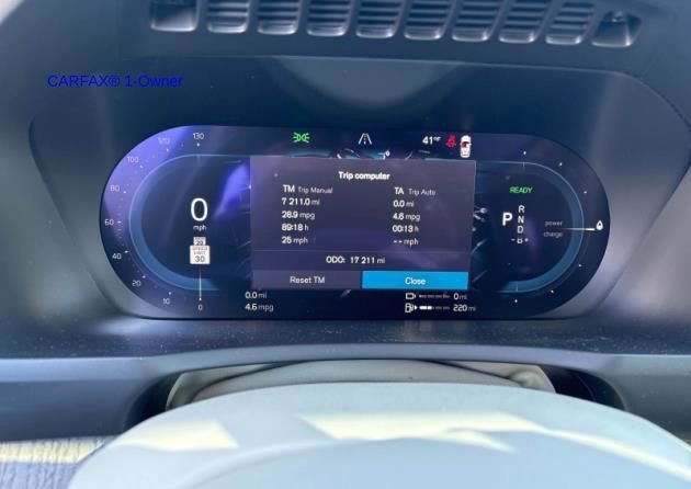 Used 2024 Volvo XC90 T8 Plus w/ Protection Package image 7