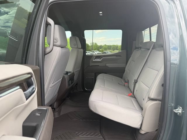 Used 2026 Chevrolet Silverado 1500 LT Trail Boss w/ Safety Package AWD/4WD image 18