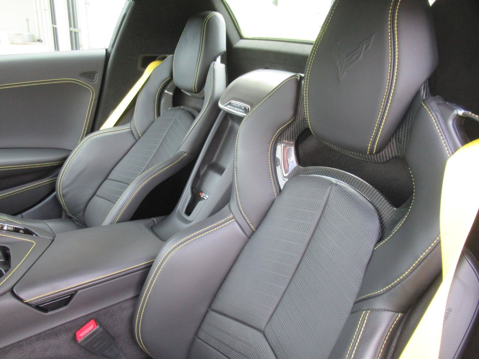 Used 2024 Chevrolet Corvette Stingray Premium Conv w/ Battery Protection Package RWD image 19