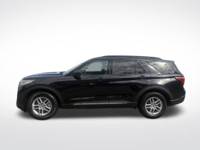 Used 2025 Ford Explorer Active AWD/4WD image 4
