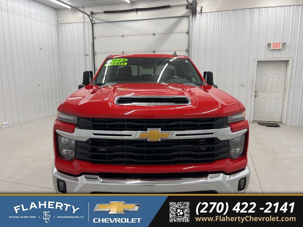 Used 2024 Chevrolet Silverado 3500 LT w/ Convenience Package image 7