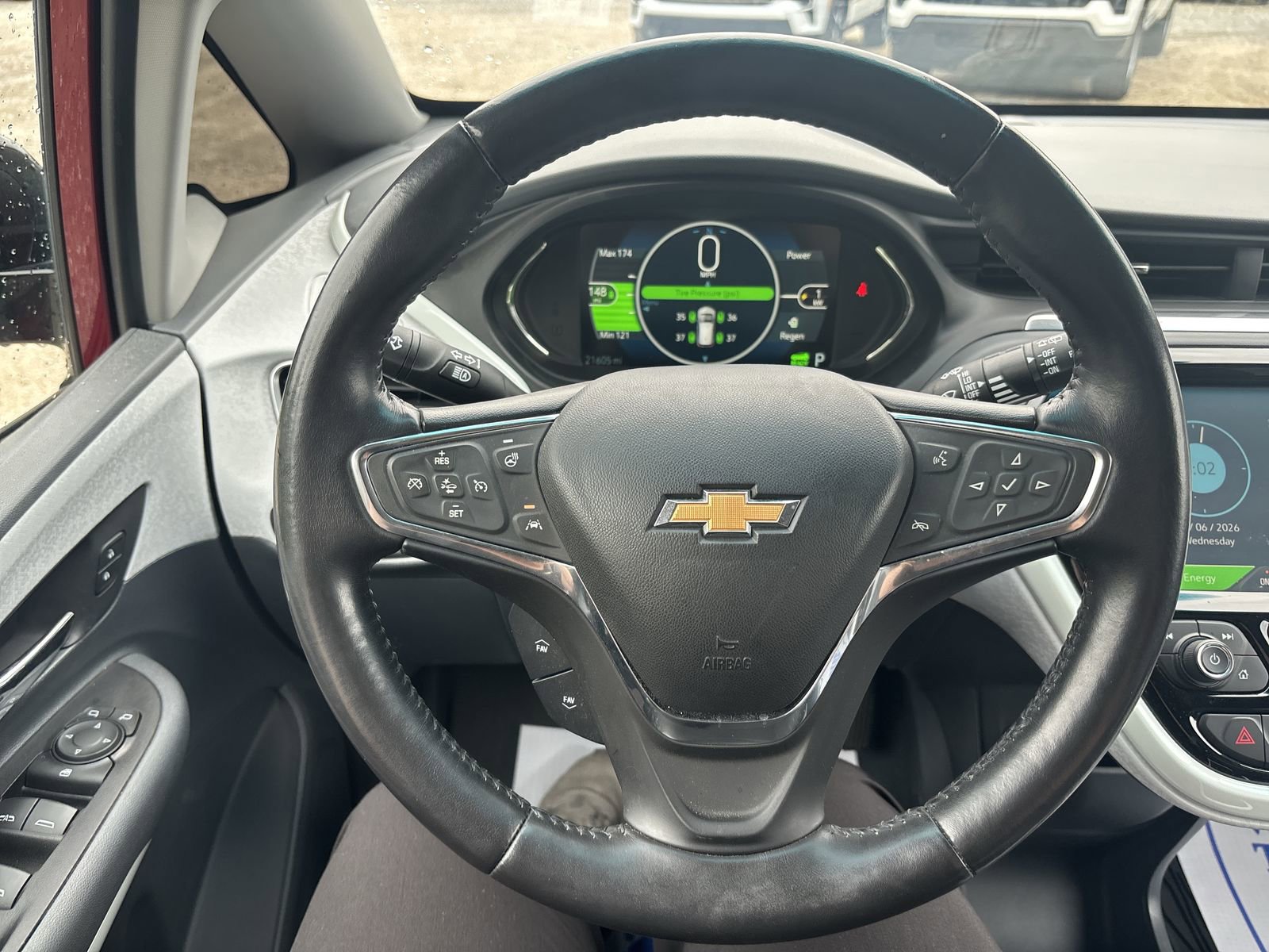 Used 2021 Chevrolet Bolt LT FWD image 17