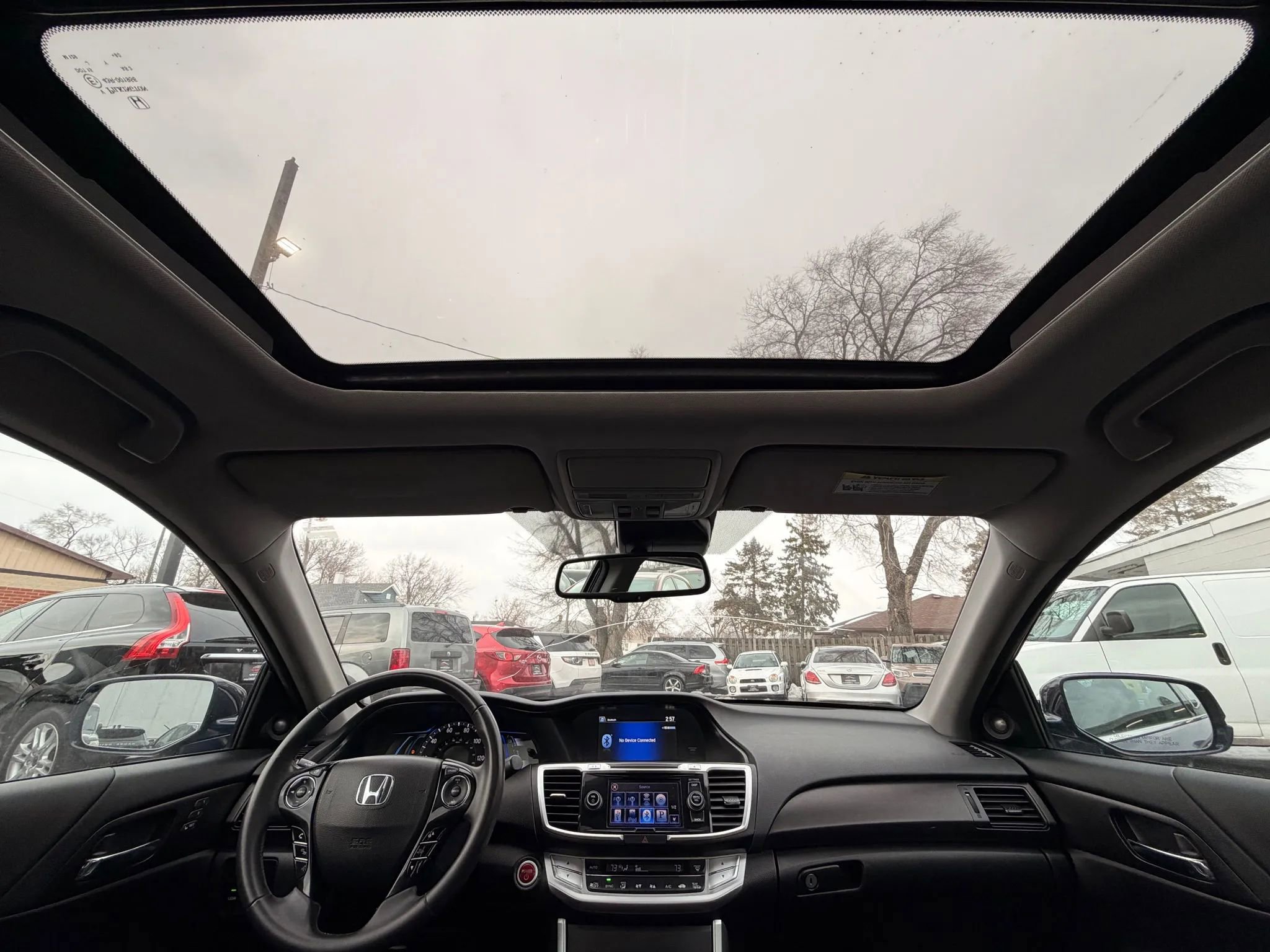 Used 2015 Honda Accord EX-L image 2