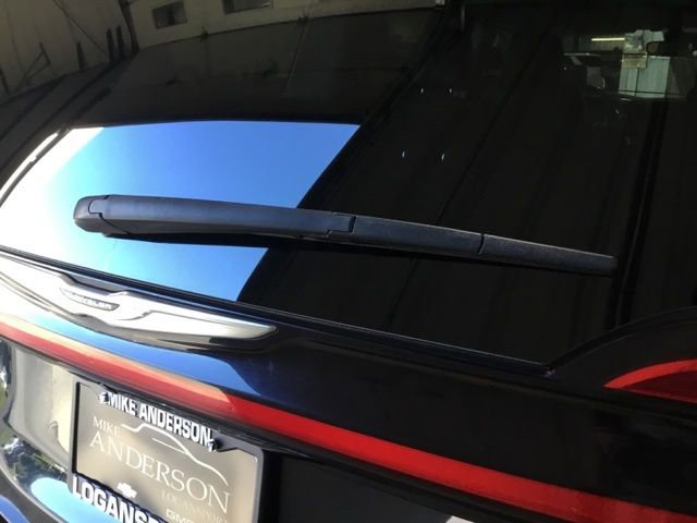 Used 2022 Chrysler Pacifica Touring-L image 21