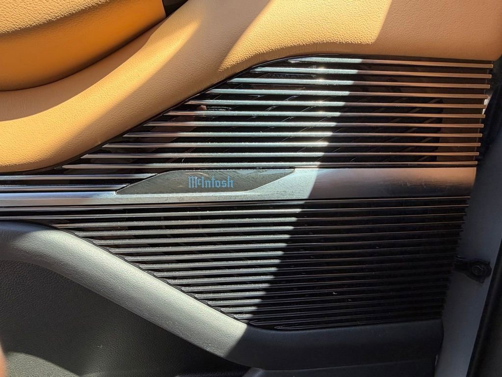 Certified 2025 Jeep Grand Wagoneer L Series III w/ Rear Seat Video Group 1 image 33