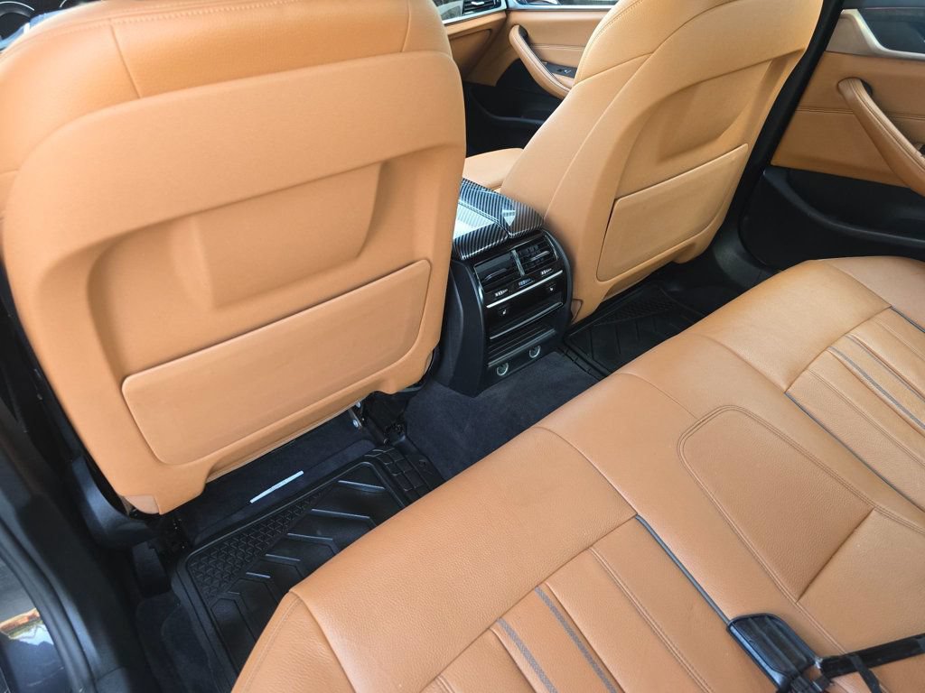 Used 2017 BMW 530i xDrive AWD/4WD image 12